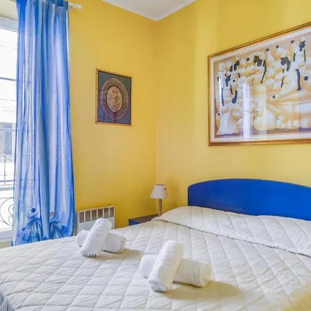 Charming Flat With Balcony In The Heart Of - Welkeys Apartment Nice